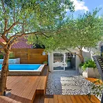 Lovely In Holiday home *