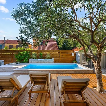 Lovely In Casa de Férias Murter