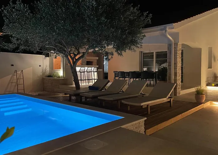 Vikendica Lovely In *