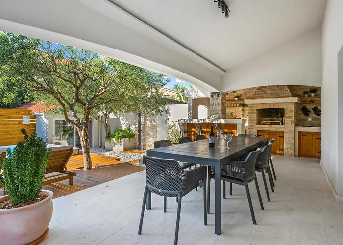 Lovely In Vikendica *