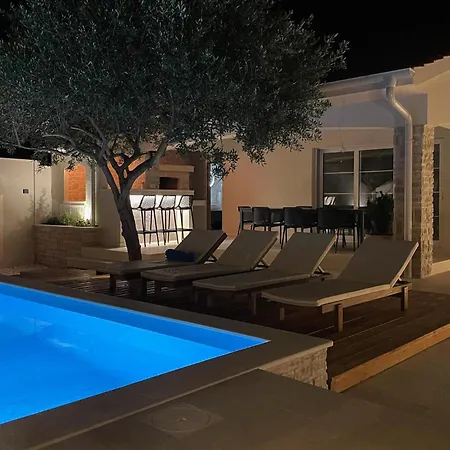 بيت للعطل Lovely In *