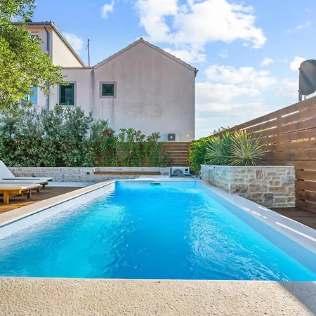 Lovely In * مورتير