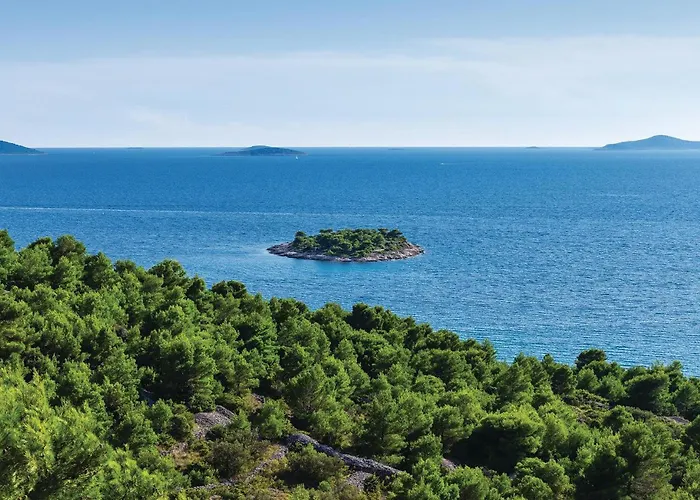 Feriehus Lovely In *